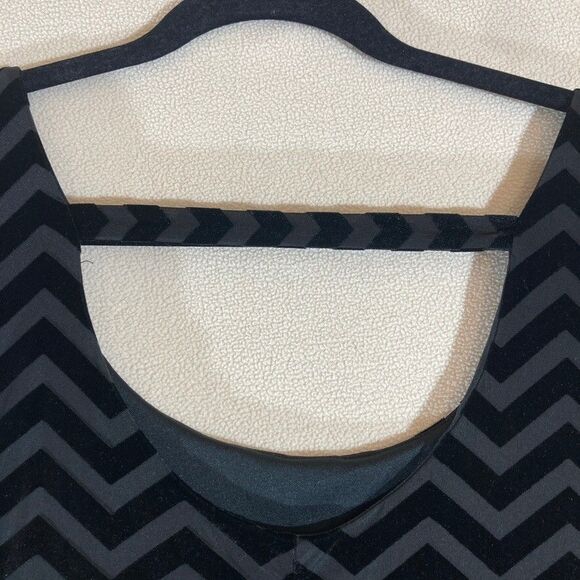 LANE BRYANT Chevron Velvet Burnout Tank Top Size 22/24 Asymmetrical Whimsigoth - Picture 7 of 8